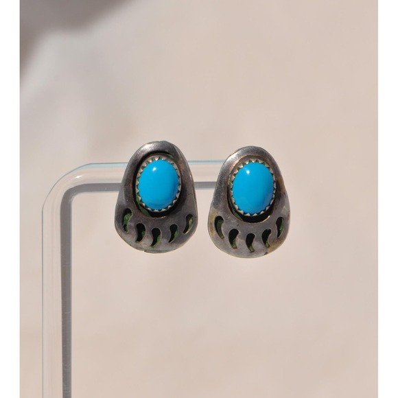 Sensa Eustace‎ Native American Sterling Silver Bear Paw Turquoise Zuni Earrings